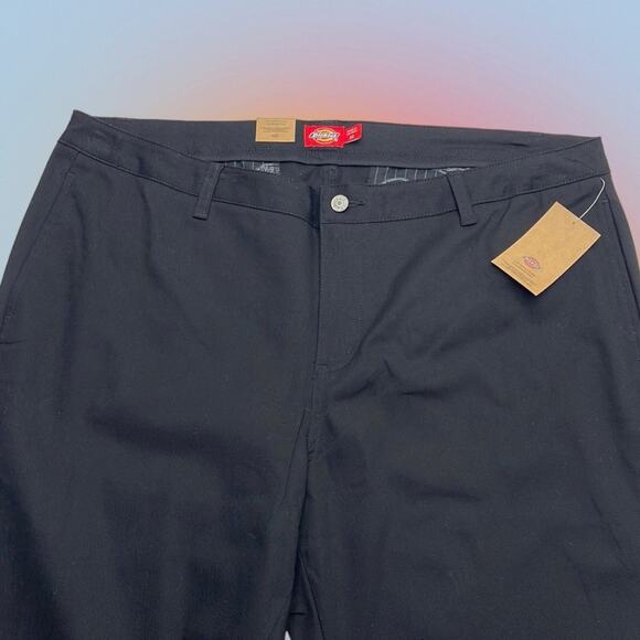 DICKIES Women’s 20 Black Skinny Stretch Twill Pant - Picture 1 of 3